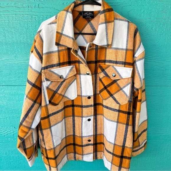 MOUNTAIN WOOL BLEND OVERSIZED PLAID SHACKET SIZE XL EUC - Picture 2 of 10